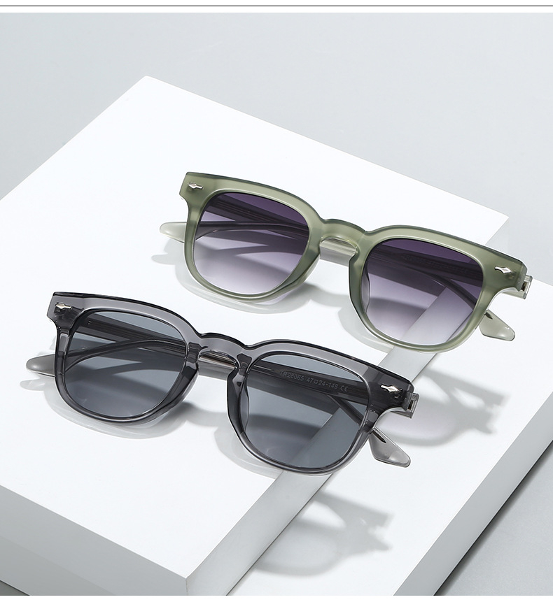 Wholesale Factory High Quality Thick TR90 Custom Light Weight Sunglasses Women UV400 Luxury Designer Sunglasses Men
