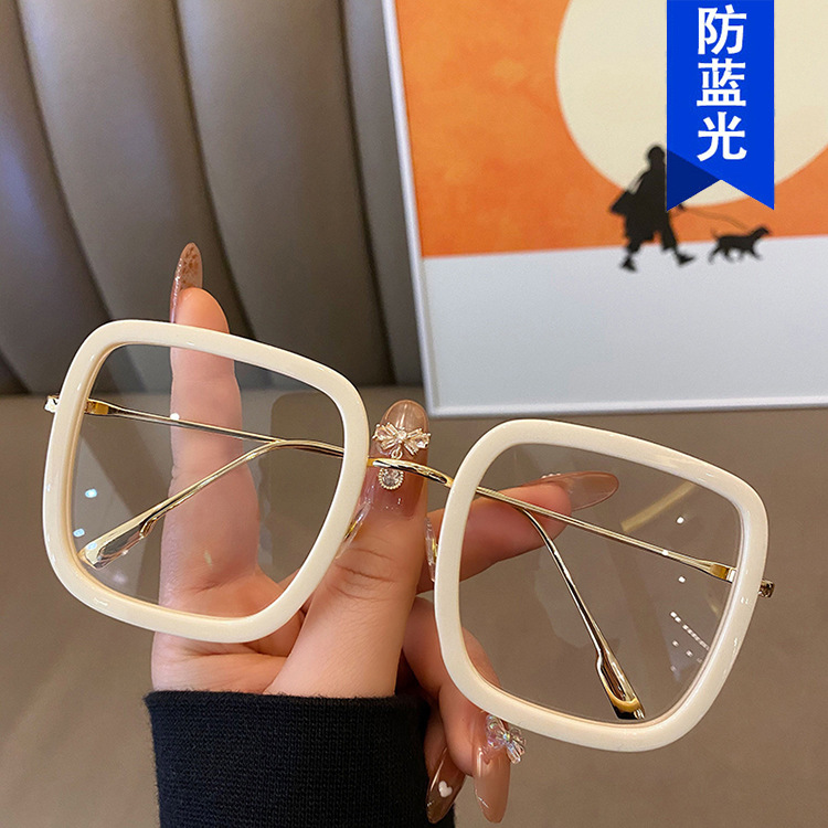 2026 Fashion Oversized Square Eyewear Retro Women Anti-blue Light Blocking Metal Frame Glasses Optical Computer Eyeglasses