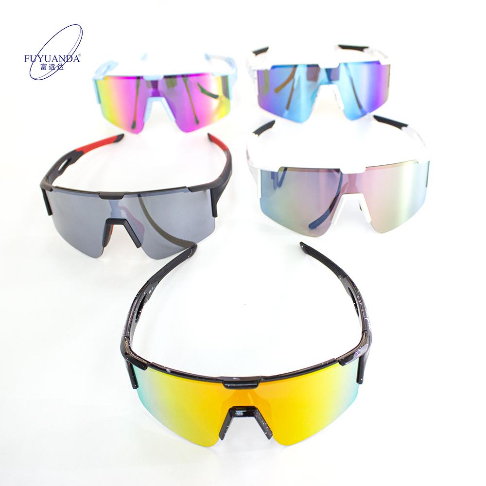 FUYUANDA Blue TR90 Frame PC Lenses UV 400 Polarized Prescription Cycling Glasses 2 Interchange Cases Custom Myopic People
