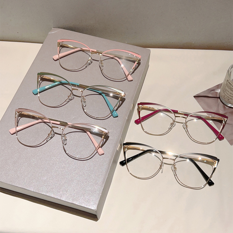 New Luxury Women's Cat Eye Metal Frame Eyeglasses High-End Anti Blue Light Blocking Glasses Spectacle Frames for All Face
