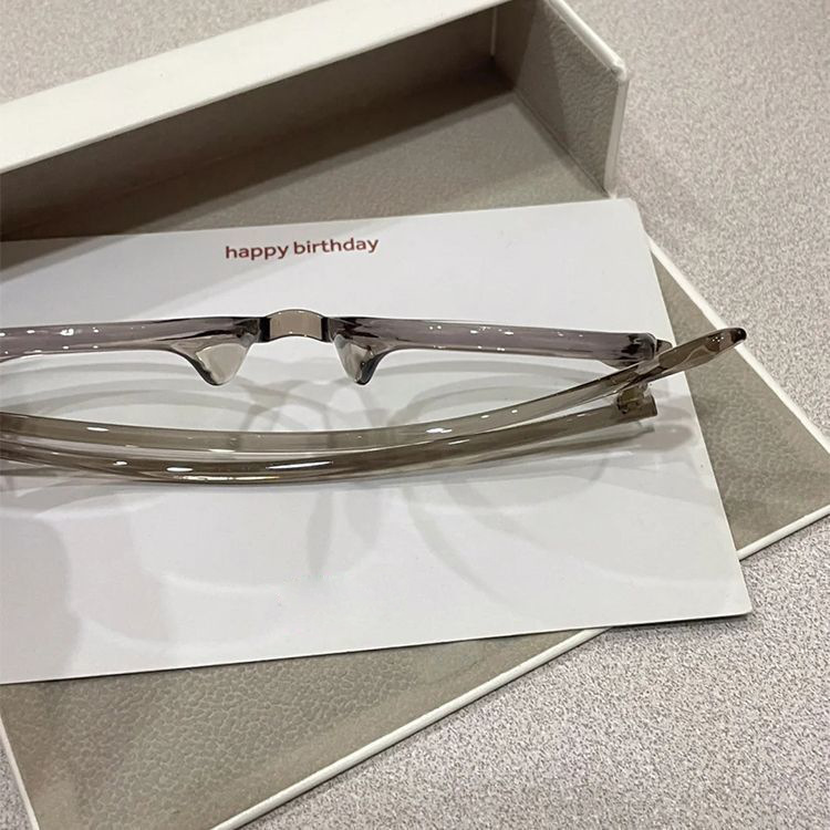 Korean Retro Classic Anti-Blue Light Glasses for Women Large Frame Plain Thin Myopia Eyeglasses Frames Wholesale