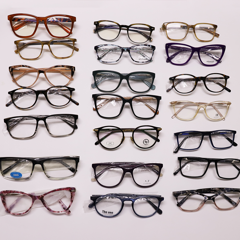 Eyeglasses Detail Image 5