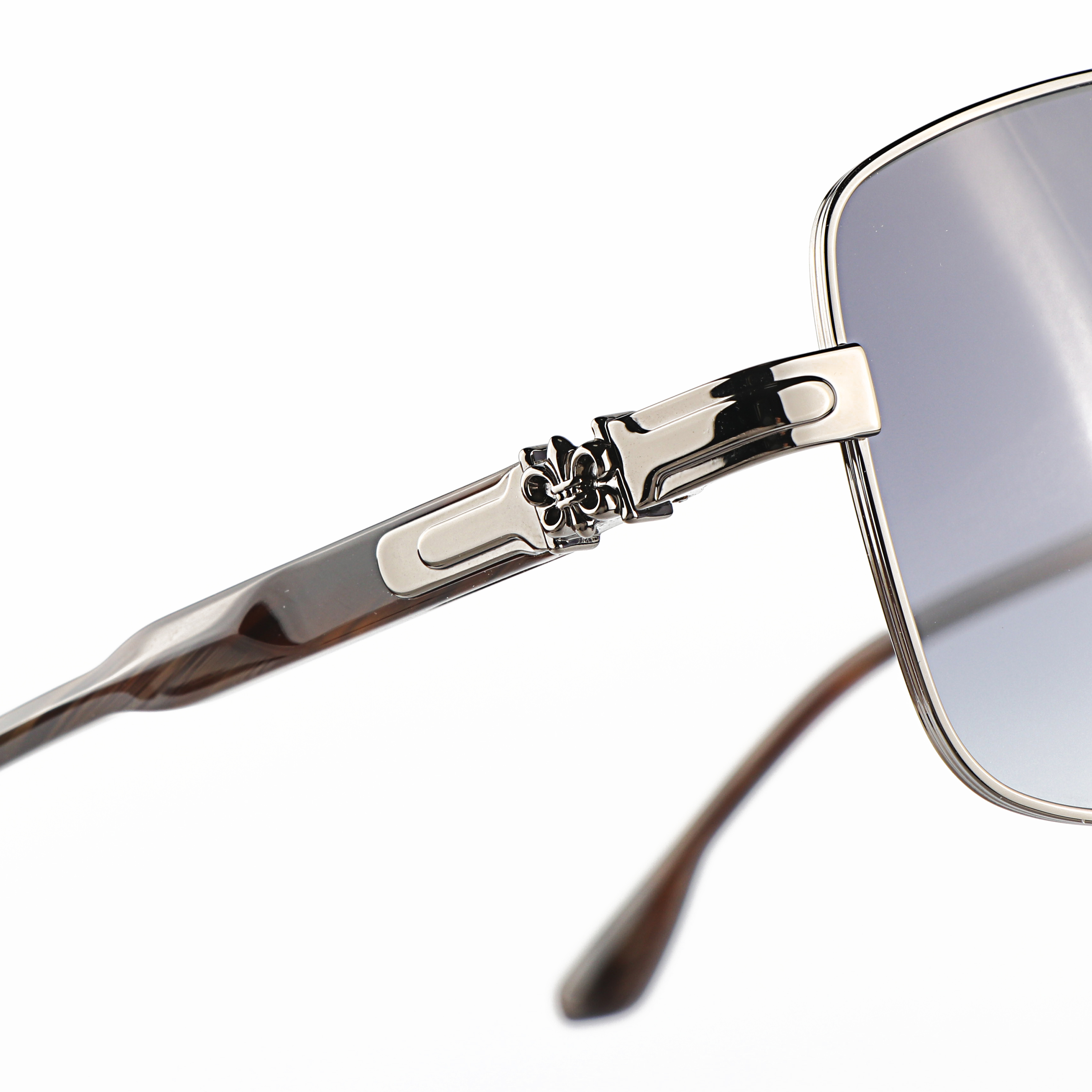 China Manufacturers 2025 New Futuristic Red Men Women Youth pilot Latest Slim Unisex Outdoors Frames Custom logo Bulk Sunglasses