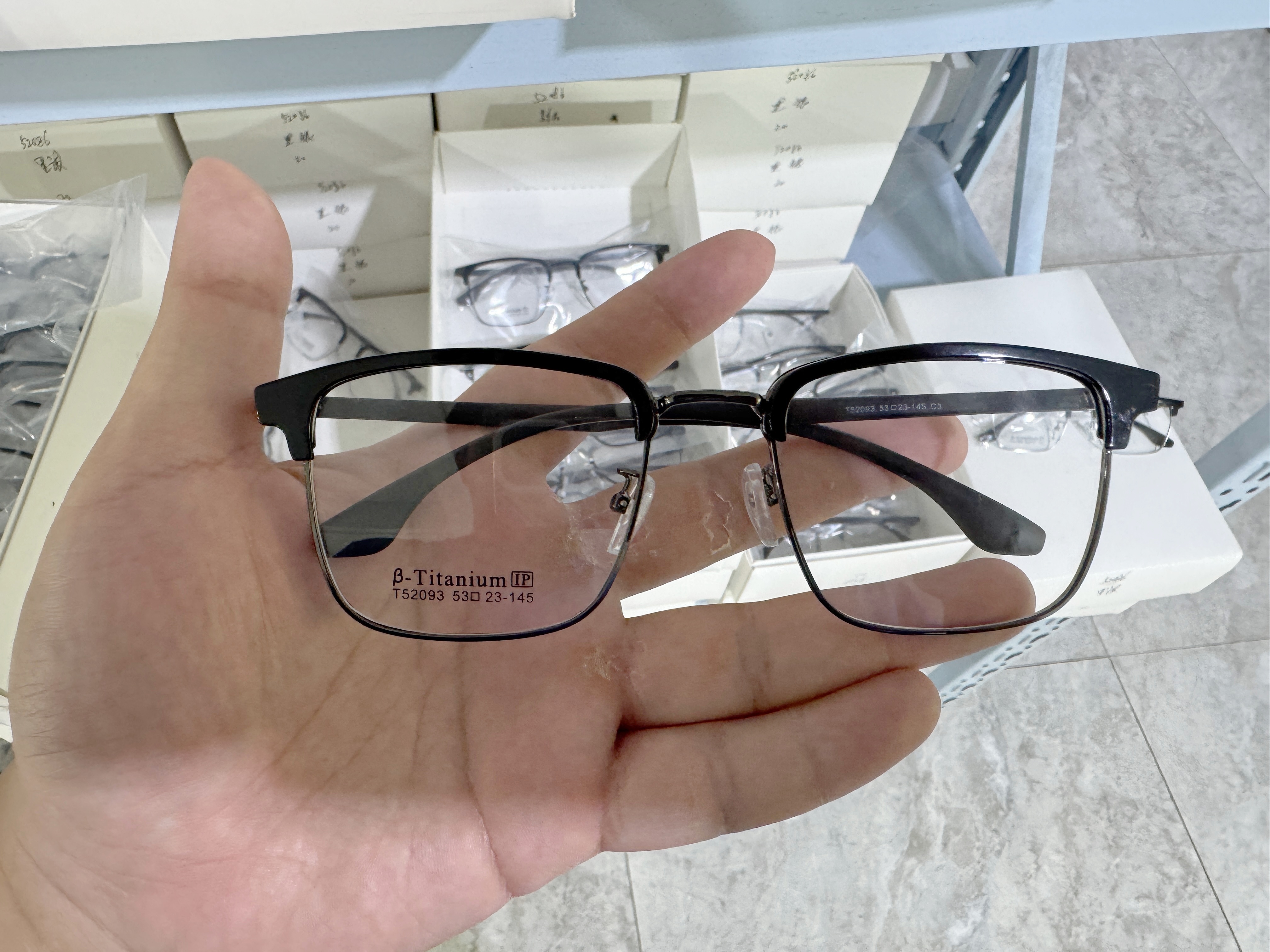 China Eyewear Manufacturer Low Price TR90 Metal Browline Optical Spectacle Frame Vintage Eyeglass Custom Logo Available