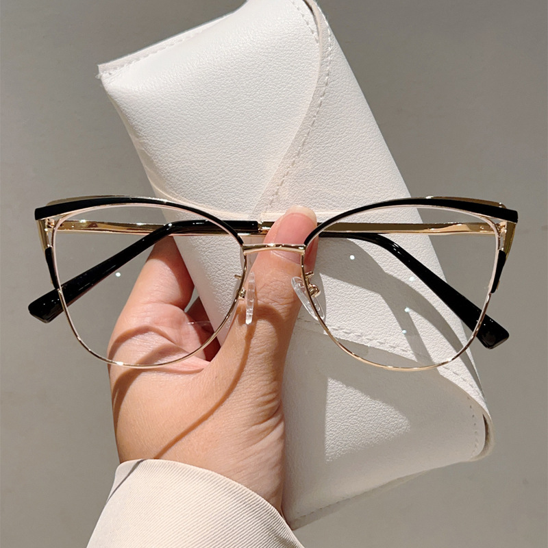 New Luxury Women's Cat Eye Metal Frame Eyeglasses High-End Anti Blue Light Blocking Glasses Spectacle Frames for All Face