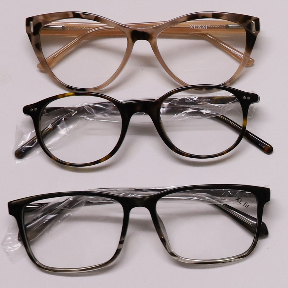 Eyeglasses Detail Image 8